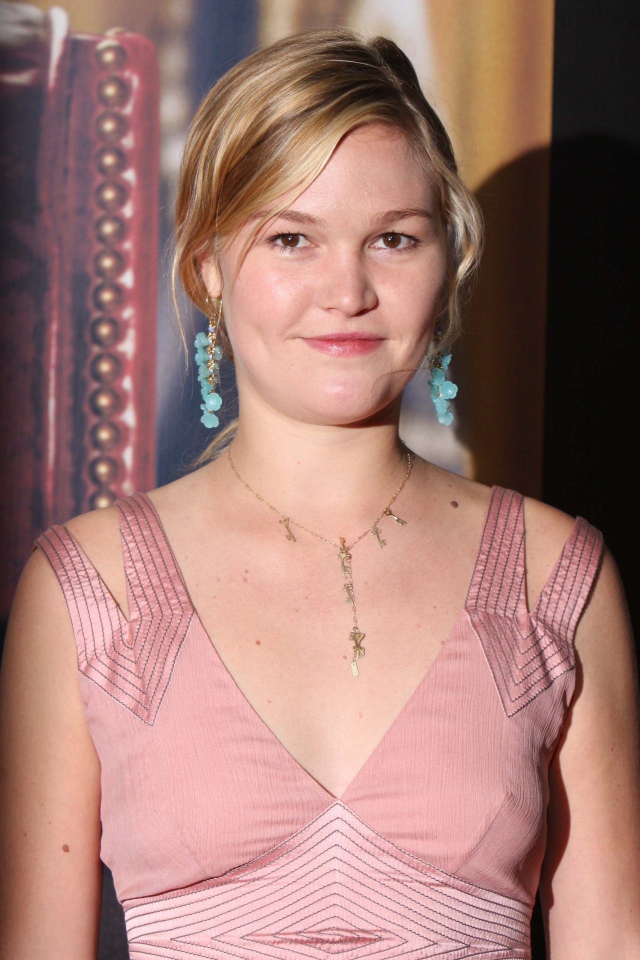 Julia Stiles