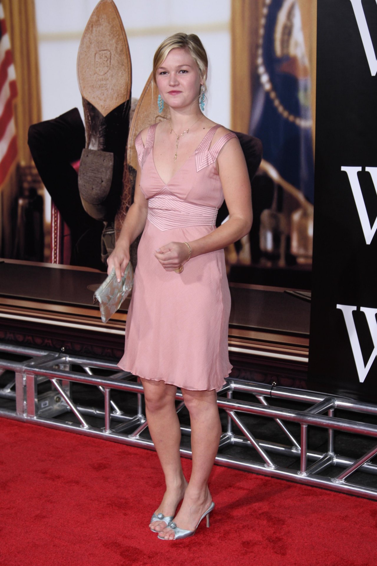 Julia Stiles