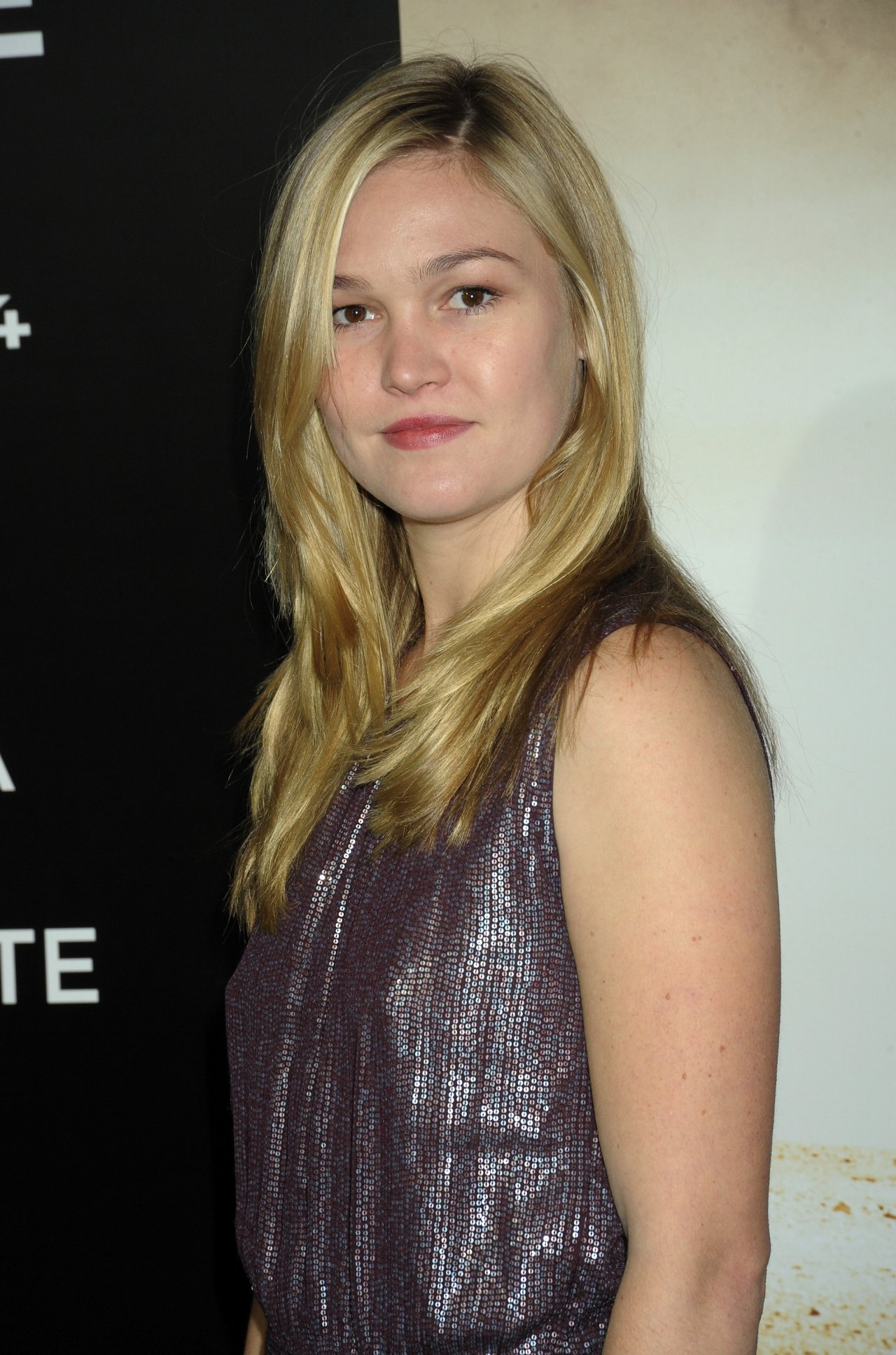 Julia Stiles